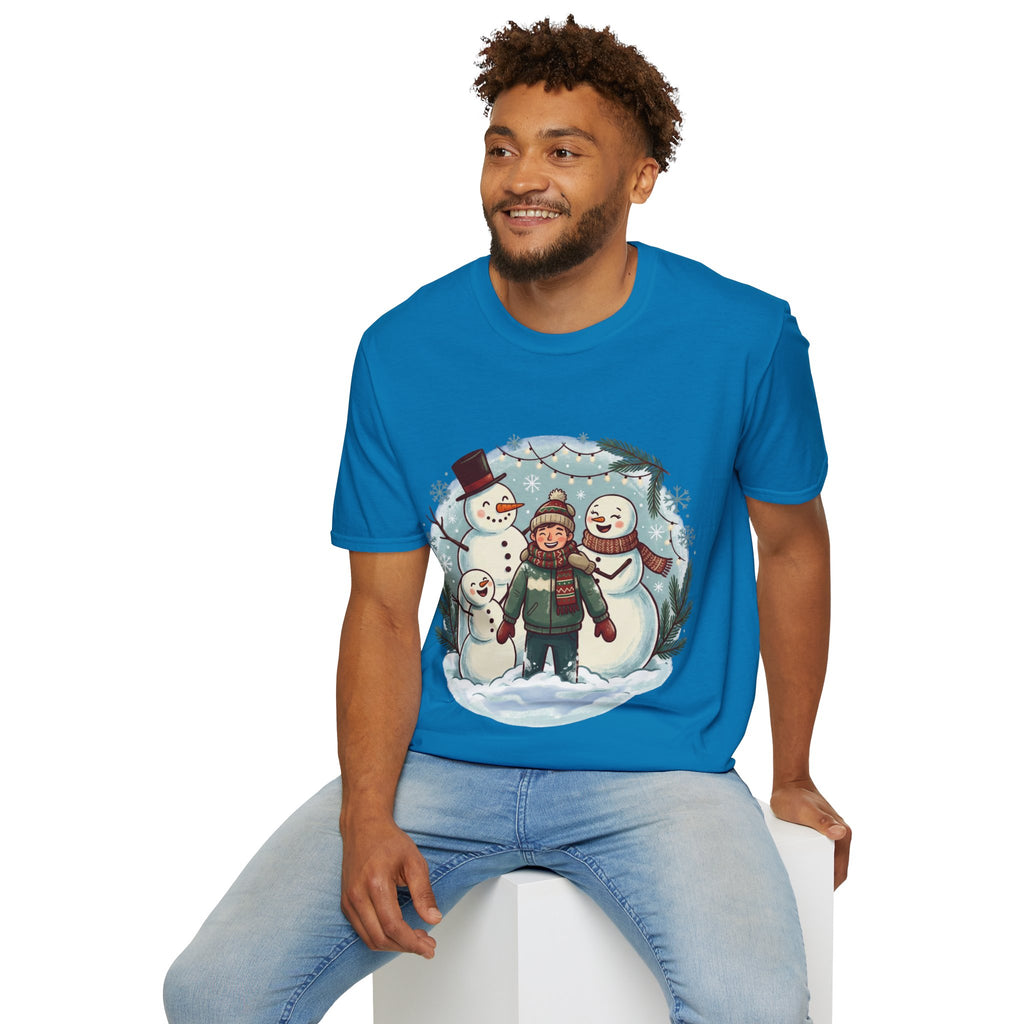 Christmas T-Shirt: Snow family making human snowman