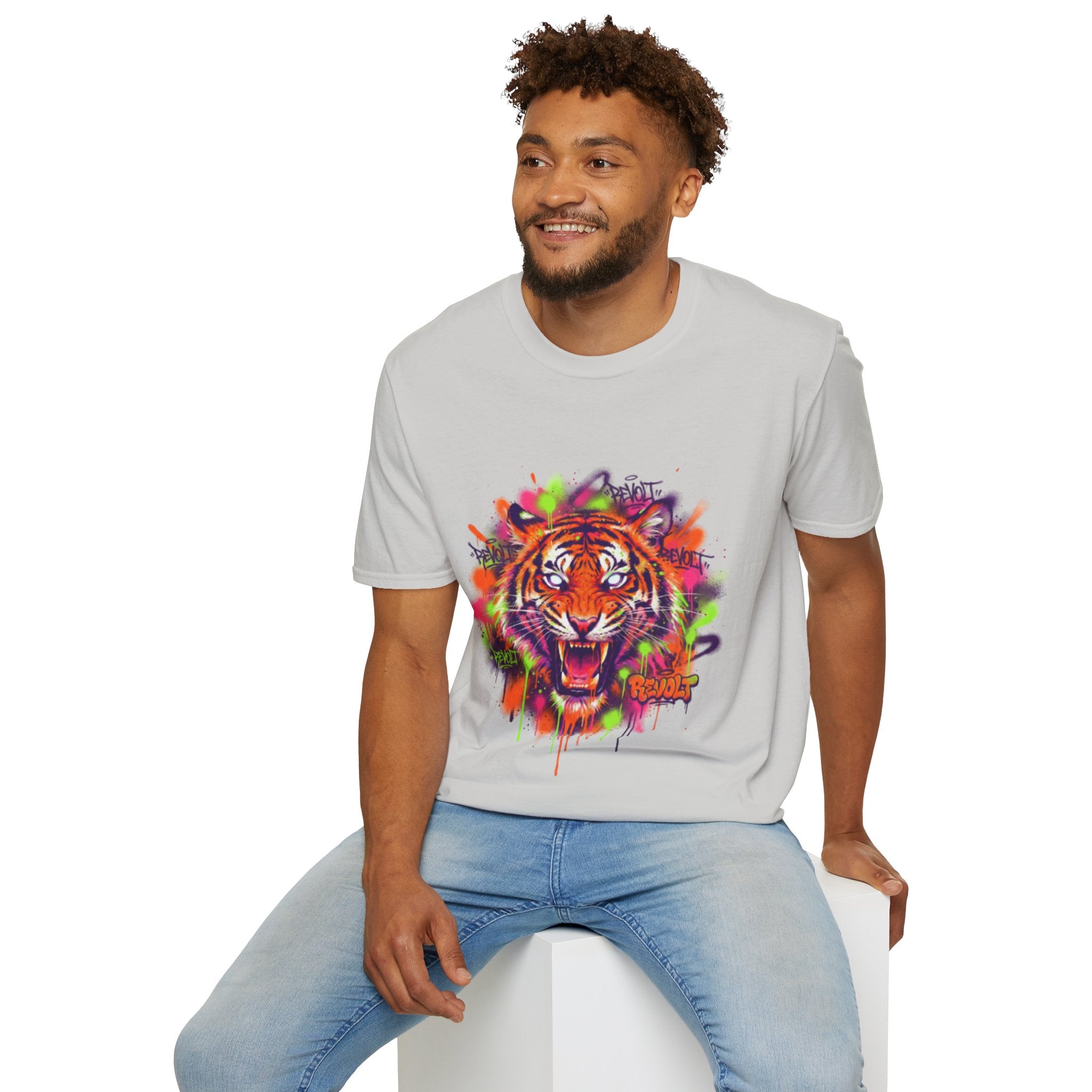 Trendy Urban Tiger Tee - Bold Streetwear Vibes