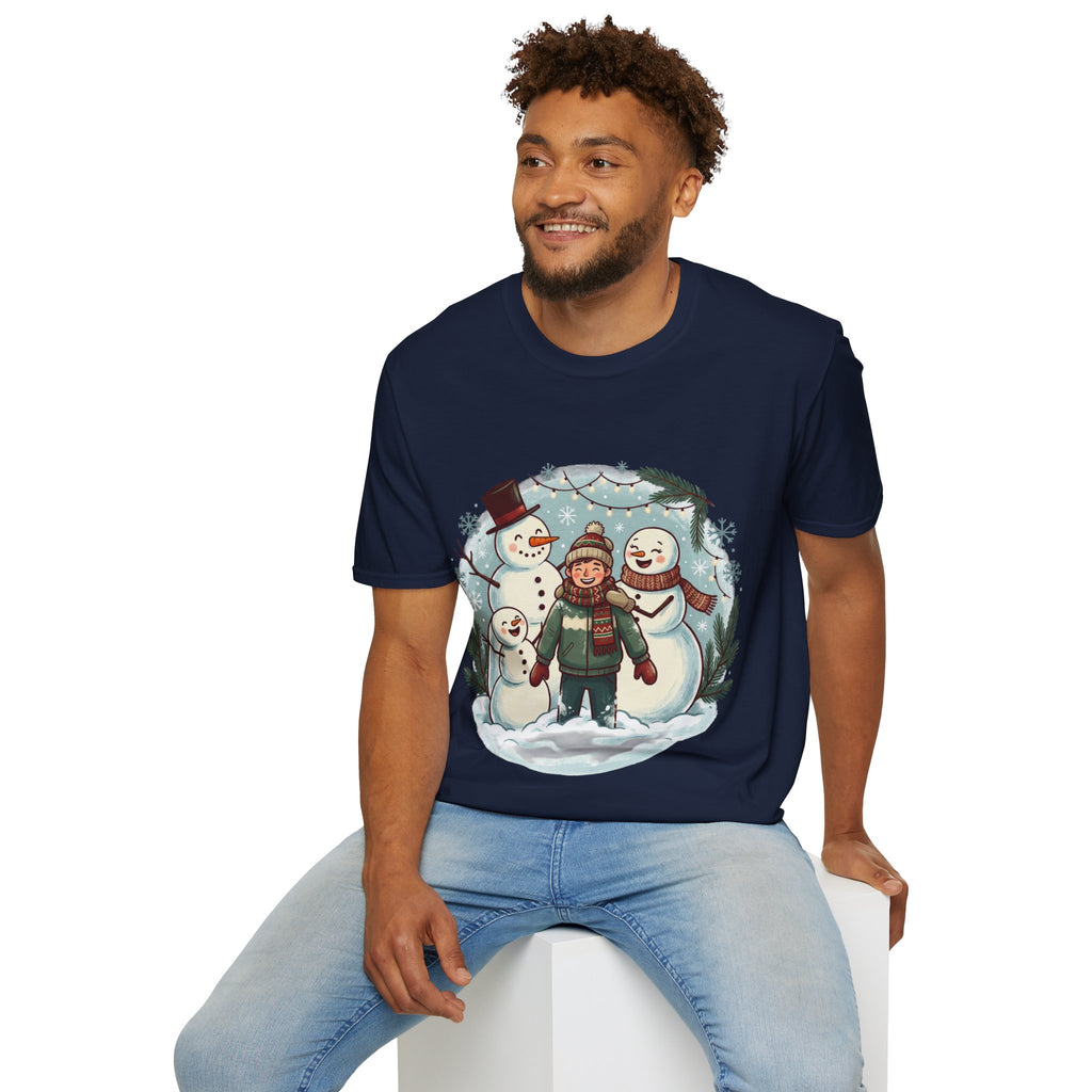 Christmas T-Shirt: Snow family making human snowman