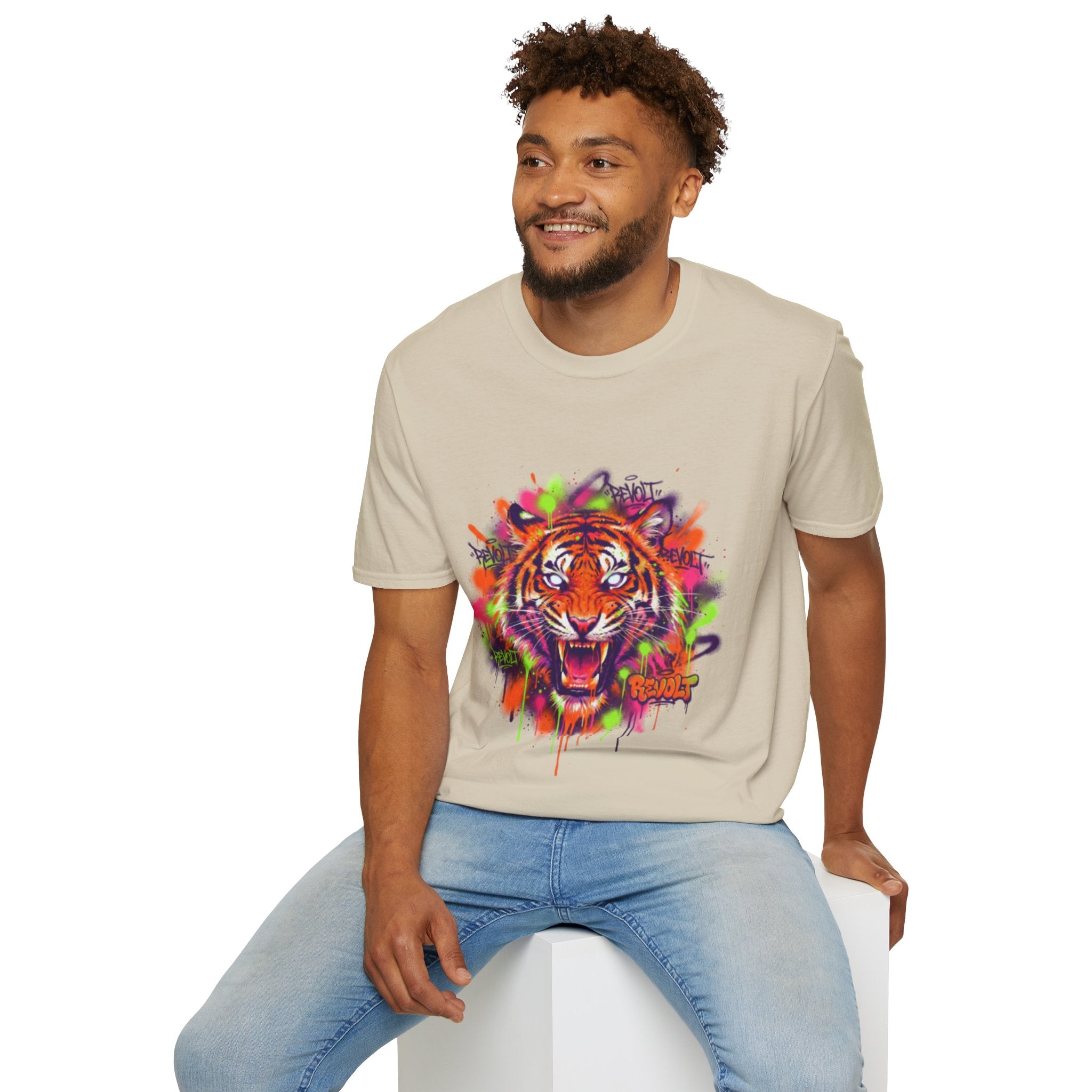 Trendy Urban Tiger Tee - Bold Streetwear Vibes