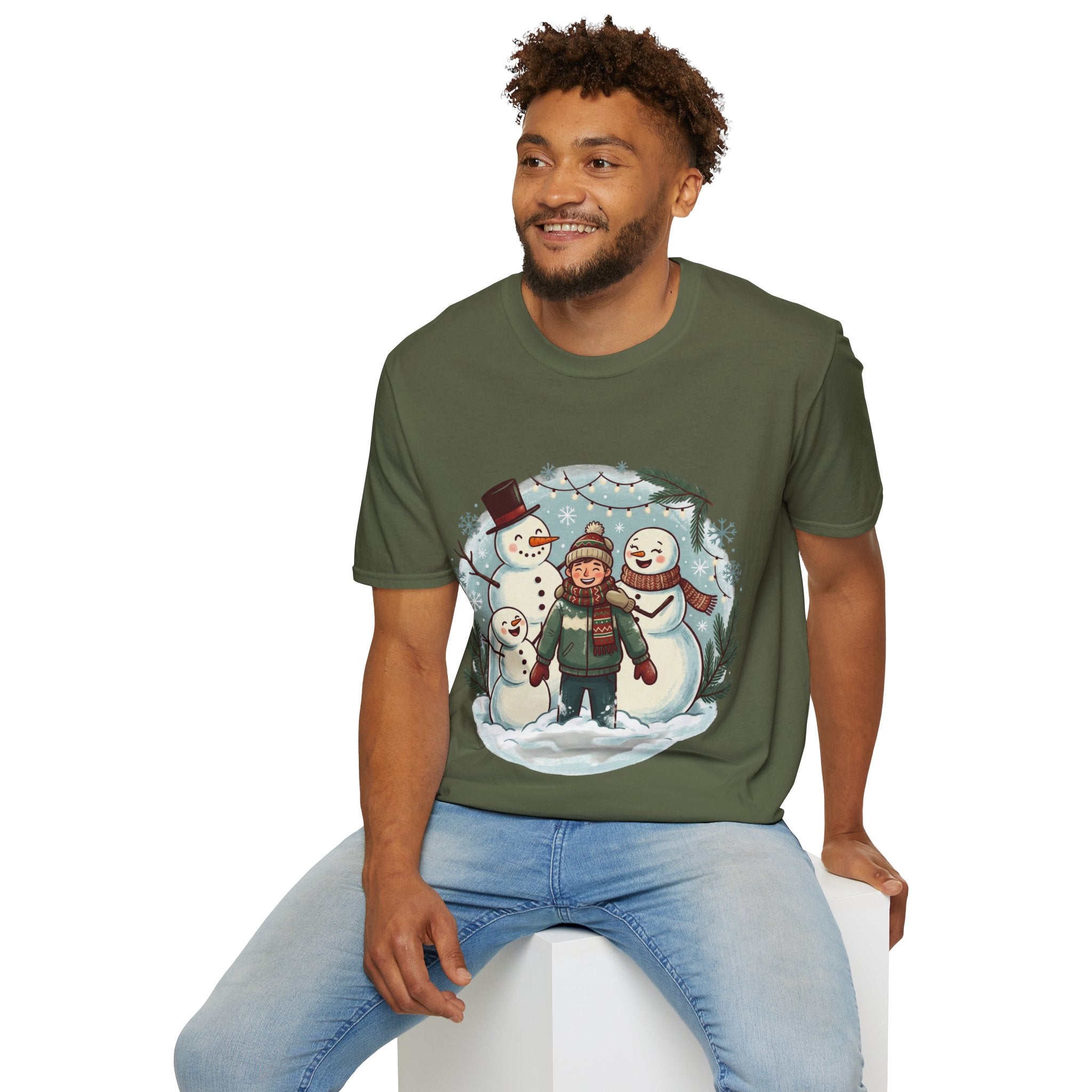 Christmas T-Shirt: Snow family making human snowman